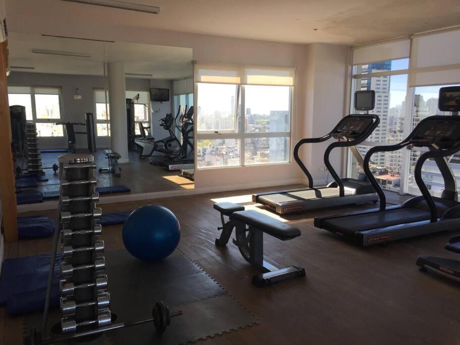 Super Confortable Flat In The Location, With A Great Pool! Apartment